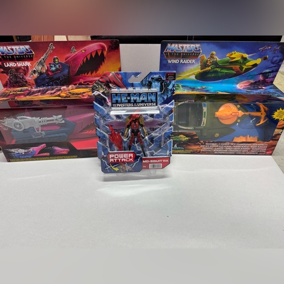 Masters of the Universe WindRaider & Land Shark + He-Man Power A Mo-Squit’ra New - Picture 1 of 5